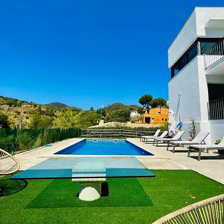 Villa Kubik By Costabravaway